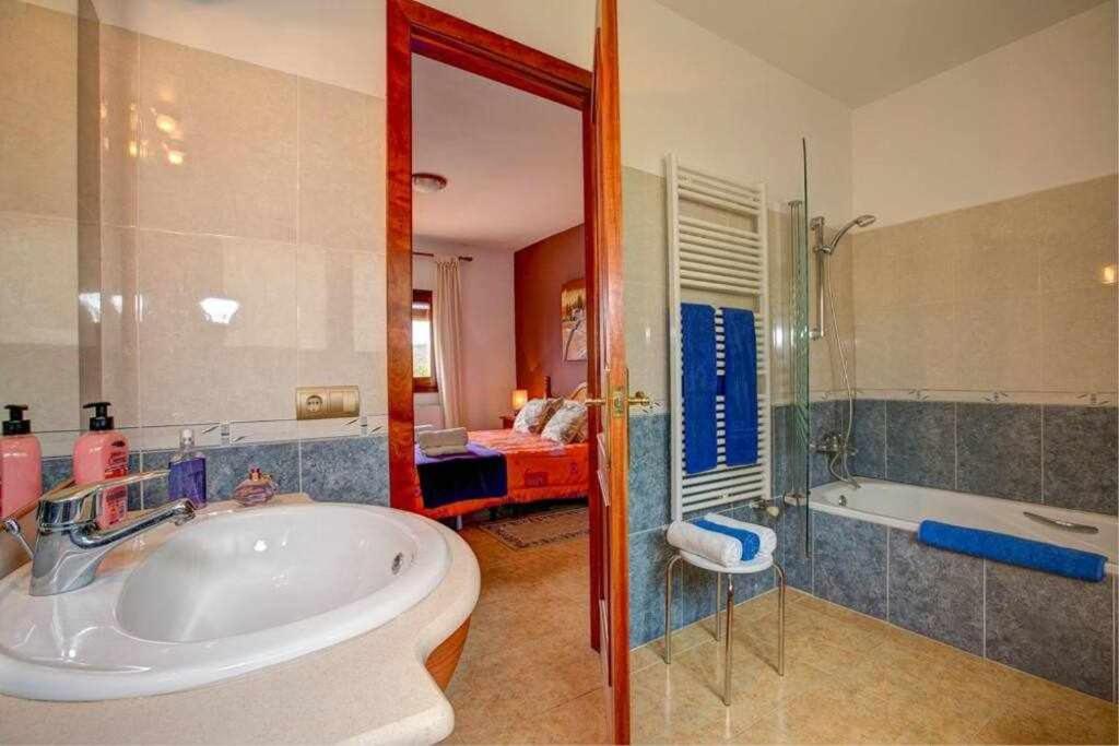 Can Lari Chalet Vall-Llobrega Zewnętrze zdjęcie